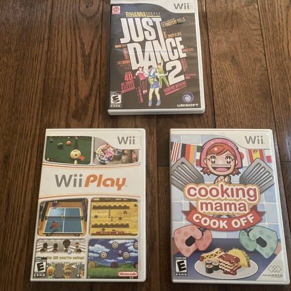 WII Console Bundle 2 Controllers, 2 Nunchchucks & Games-GameCube Compatible - Picture 6 of 7